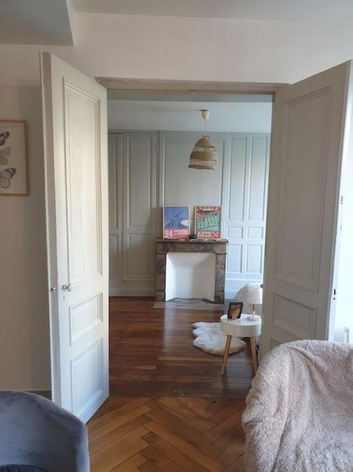 Elegant Appartement Au Coeur Du Vieux تور المظهر الخارجي الصورة