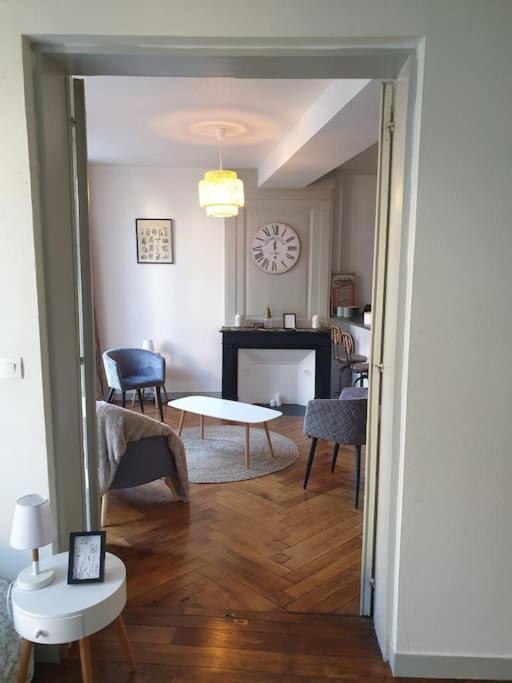 Elegant Appartement Au Coeur Du Vieux تور المظهر الخارجي الصورة
